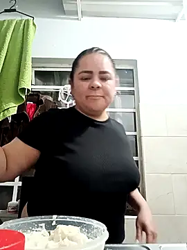 Snapshot of Miss_Adriana01 chatting on September 2025 01:38:02 AM Miss Adriana01 online show from September 2025 01:38:02 AM