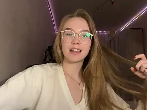 bellameow88 online show from November 2025 03:34:02 PM