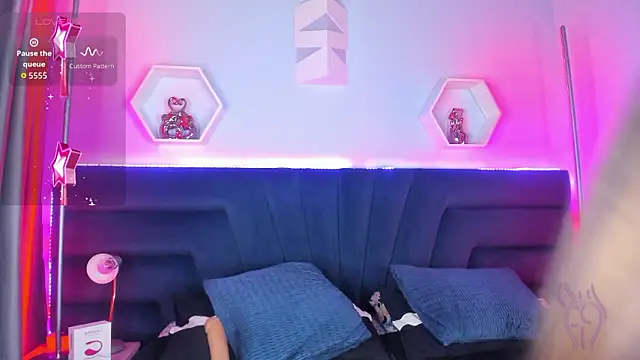  carla rosee online show from March 2026 05:01:02 AM