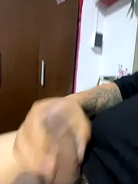 Snapshot of avsp2607 chatting on November 2025 10:45:02 PM avsp2607 online show from November 2025 10:45:02 PM