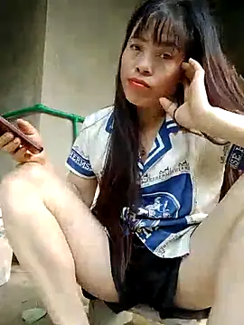 Maymay0033 online show from April 2026 01:04:01 AM