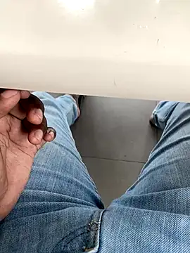 Snapshot of Senurak99 chatting on September 2025 09:00:01 AM Senurak99 online show from September 2025 09:00:01 AM