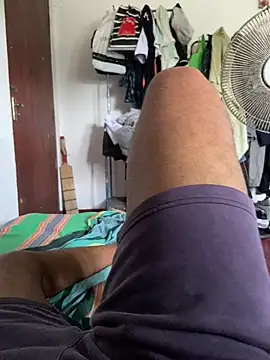 Snapshot of Senurak99 chatting on October 2025 08:12:01 AM Senurak99 online show from October 2025 08:12:01 AM