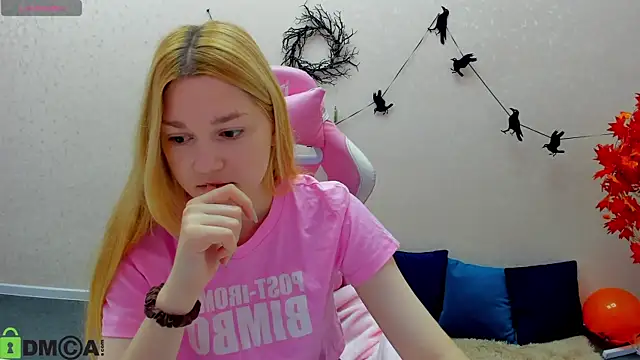 Sylvia Ortiz online show from November 2025 01:05:02 AM