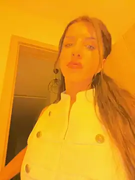 StephieRouse online show from June 2026 11:10:02 PM