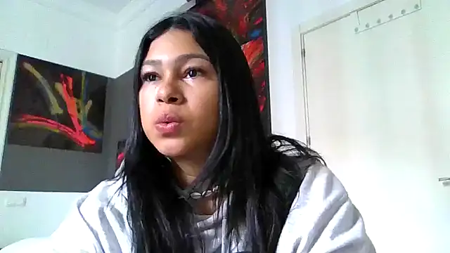 Snapshot of Tigresa23 chatting on October 2025 11:11:02 AM Tigresa23 online show from October 2025 11:11:02 AM