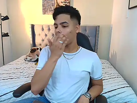 Snapshot of stewart_mateo_ chatting on September 2025 02:15:02 AM stewart mateo  online show from September 2025 02:15:02 AM