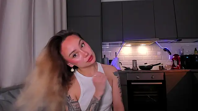 Snapshot of baobei03 chatting on November 2025 01:29:02 PM baobei03 online show from November 2025 01:29:02 PM