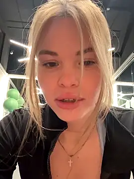 Snapshot of SMELLSEX chatting on November 2025 07:05:02 PM SMELLSEX online show from November 2025 07:05:02 PM