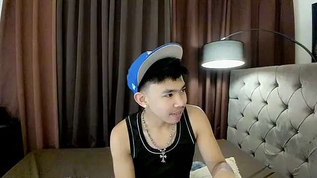 Snapshot of urfantasyhotbaby chatting on November 2025 05:02:01 PM urfantasyhotbaby online show from November 2025 05:02:01 PM