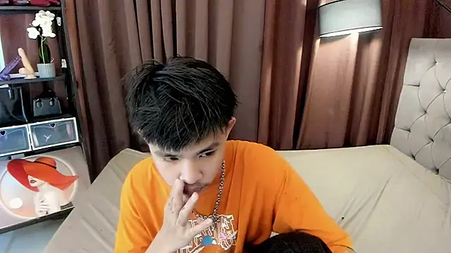 Snapshot of urfantasyhotbaby chatting on November 2025 05:37:02 PM urfantasyhotbaby online show from November 2025 05:37:02 PM