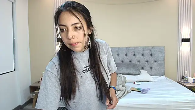 Snapshot of LiaMonroee_ chatting on September 2025 11:45:01 AM LiaMonroee online show from September 2025 11:45:01 AM