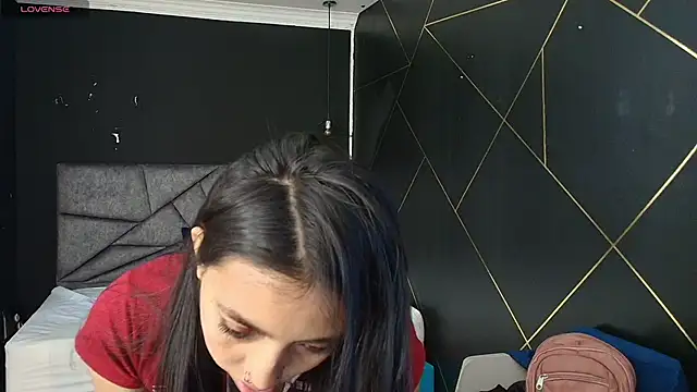 Snapshot of LiaMonroee_ chatting on October 2025 12:20:01 PM LiaMonroee online show from October 2025 12:20:01 PM