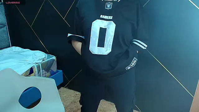 Snapshot of LiaMonroee_ chatting on November 2025 11:54:01 AM LiaMonroee online show from November 2025 11:54:01 AM