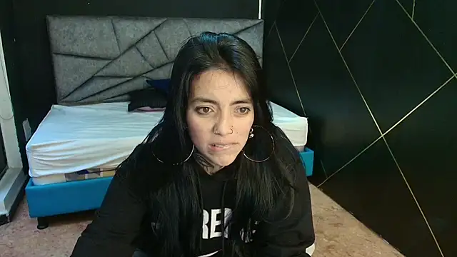 Snapshot of LiaMonroee_ chatting on November 2025 11:53:01 AM LiaMonroee online show from November 2025 11:53:01 AM