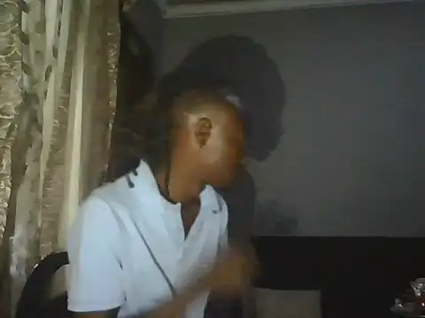 Nykho17 online show from October 2025 09:33:01 PM