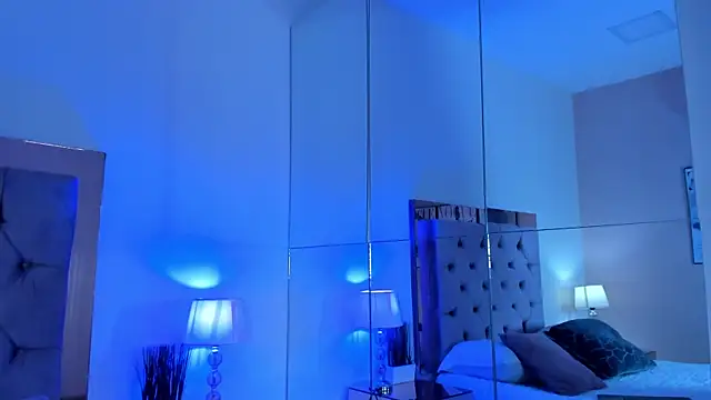 hillary chen online show from November 2025 03:09:02 AM