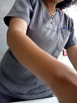 Snapshot of Syndel23 chatting on January 2026 05:17:01 PM Syndel23 online show from January 2026 05:17:01 PM