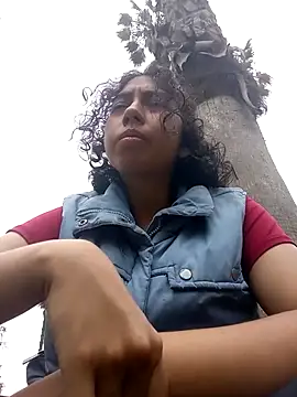 Snapshot of Syndel23 chatting on February 2026 02:45:01 PM Syndel23 online show from February 2026 02:45:01 PM