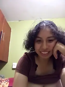 Snapshot of Syndel23 chatting on February 2026 01:34:02 AM Syndel23 online show from February 2026 01:34:02 AM