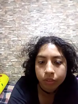 Snapshot of Syndel23 chatting on March 2026 01:29:02 AM Syndel23 online show from March 2026 01:29:02 AM