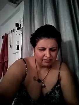 Snapshot of Jann_Riya333 chatting on May 2026 04:39:01 AM Jann Riya333 online show from May 2026 04:39:01 AM