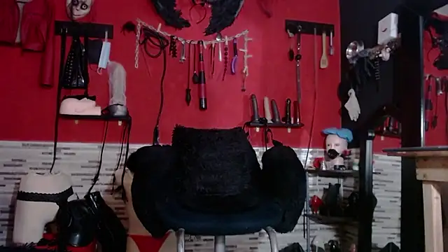 Miss Mirandaa online show from March 2026 11:04:01 AM