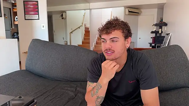 Snapshot of lenruy chatting on November 2025 03:54:02 PM lenruy online show from November 2025 03:54:02 PM