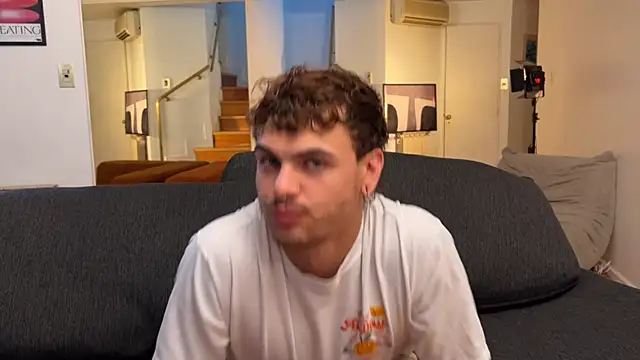 Snapshot of lenruy chatting on December 2025 01:11:01 AM lenruy online show from December 2025 01:11:01 AM