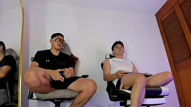 sotooliver3 online show from February 2026 10:06:01 PM