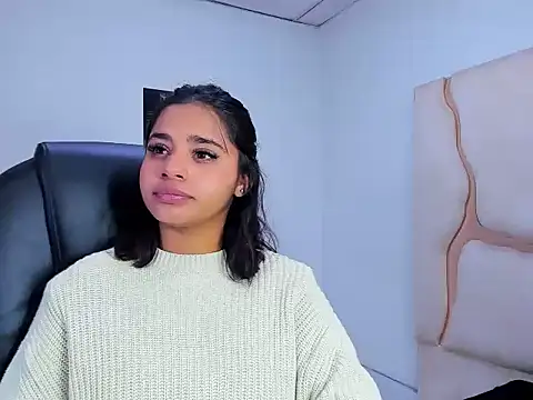 Snapshot of ScarletDoll chatting on November 2025 03:53:02 AM ScarletDoll online show from November 2025 03:53:02 AM