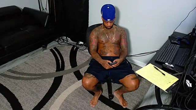 SLANGONDEMHOES online show from November 2025 06:07:02 PM