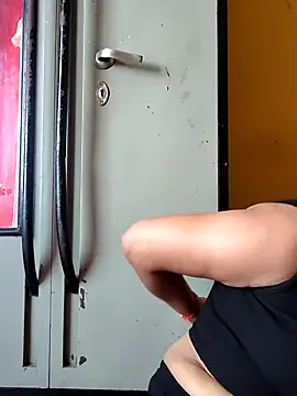 Snapshot of Hottie_couple69 chatting on September 2025 07:14:02 AM Hottie couple69 online show from September 2025 07:14:02 AM