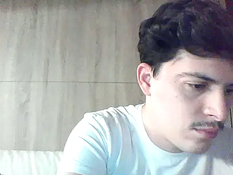 Snapshot of dock_75 chatting on October 2025 06:30:01 PM dock 75 online show from October 2025 06:30:01 PM