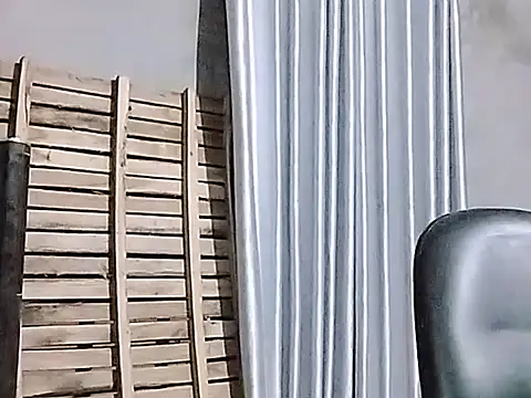 Siglemom sexy online show from October 2025 08:32:01 PM