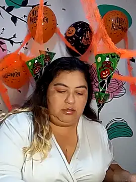 Snapshot of curvy_diva_ chatting on October 2025 11:14:02 AM curvy diva online show from October 2025 11:14:02 AM