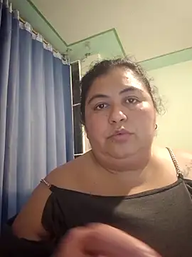 Snapshot of curvy_diva_ chatting on November 2025 01:20:02 AM curvy diva online show from November 2025 01:20:02 AM