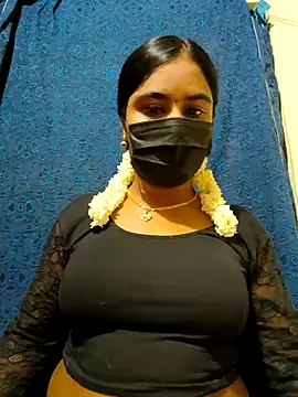 mini-queen online show from March 2026 05:47:01 PM