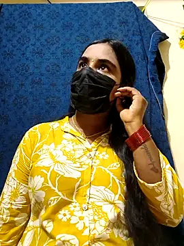 mini-queen online show from April 2026 06:30:01 PM