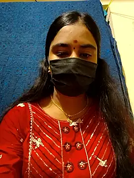 mini-queen online show from April 2026 05:17:01 PM