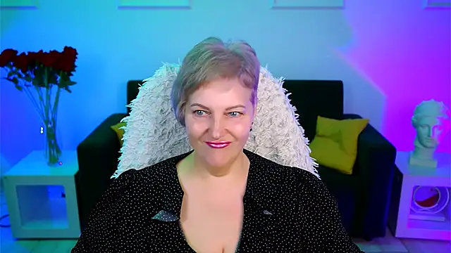 Snapshot of MaryMogan chatting on November 2025 04:51:01 AM MaryMogan online show from November 2025 04:51:01 AM