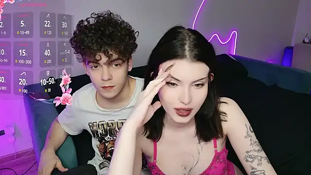 Snapshot of Alice18James chatting on November 2025 05:15:02 PM Alice18James online show from November 2025 05:15:02 PM