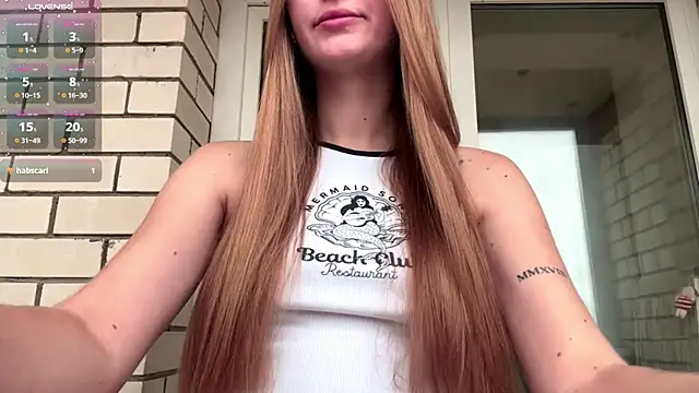 Snapshot of SweetJinny88 chatting on November 2025 07:30:02 AM SweetJinny88 online show from November 2025 07:30:02 AM