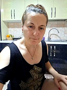 Fluturas2 online show from November 2025 07:37:01 PM