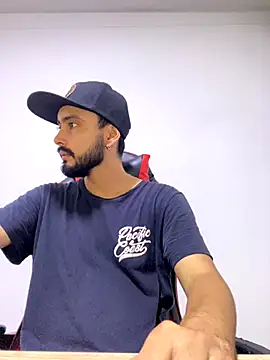 Snapshot of cristopher_wallacee chatting on October 2025 10:18:02 PM cristopher wallacee online show from October 2025 10:18:02 PM