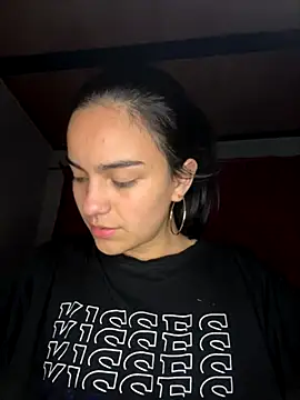 Snapshot of blinkiii_ chatting on November 2025 11:59:02 PM blinkiii online show from November 2025 11:59:02 PM