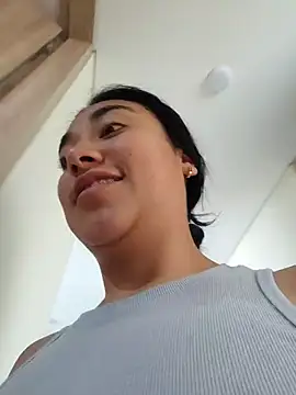 AmberGold- online show from April 2026 08:03:01 PM