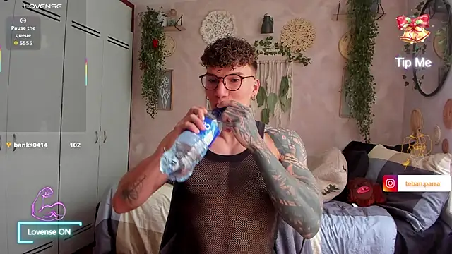 estebandi do online show from January 2026 07:39:02 PM