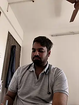 Snapshot of vinay_smalldick chatting on November 2025 04:00:01 AM vinay smalldick online show from November 2025 04:00:01 AM