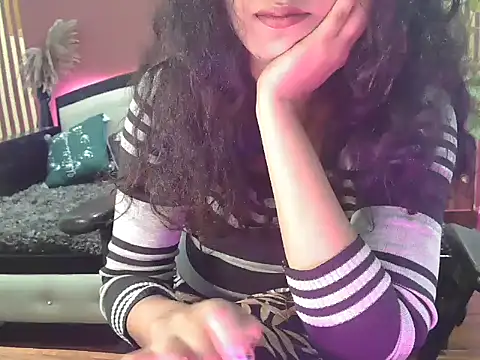 shaalu sharma online show from November 2025 08:05:02 AM